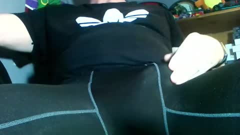 danz30_xxx online show from April 10, 9:49 am