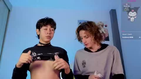 darcy_and_stolas online show from October 15, 6:43 am