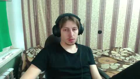 darienlarge online show from December 3, 10:21 am