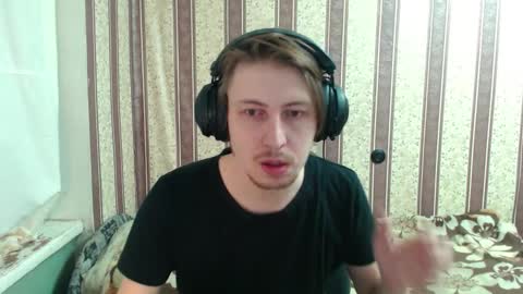 darienlarge online show from October 12, 2:27 am