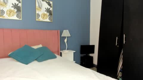 luis online show from January 11, 12:31 pm