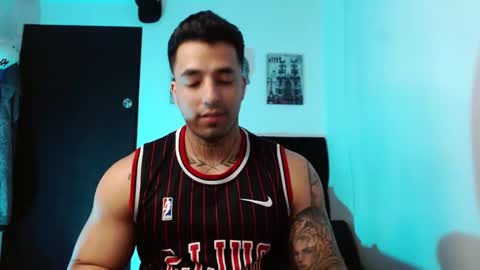 Darius Phoenix  online show from November 14, 9:16 pm