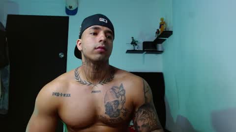 Darius Phoenix  online show from November 22, 9:58 pm