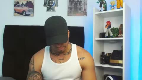 Darius Phoenix  online show from January 12, 12:18 am