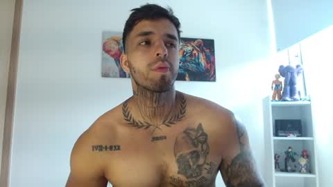 Darius Phoenix  online show from July 13, 5:59 pm
