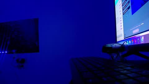 Chris  online show from October 15, 6:15 pm