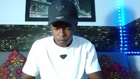 Chris  online show from October 13, 6:03 pm