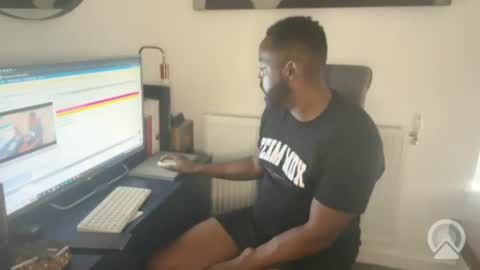 darkking002 online show from October 9, 11:48 am