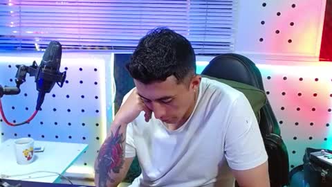 DARKO0717 online show from March 23, 10:48 pm