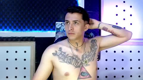 DARKO0717 online show from December 17, 10:32 pm
