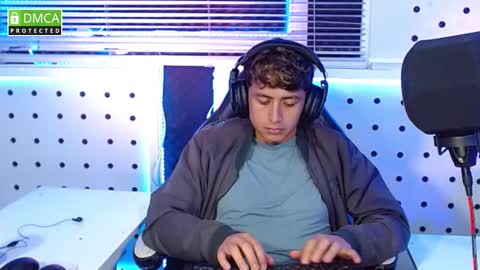 DARKO0717 online show from October 12, 4:45 pm