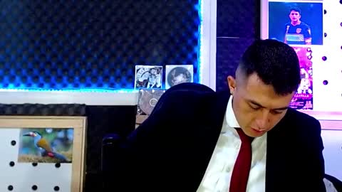 DARKO0717 online show from February 9, 12:41 pm