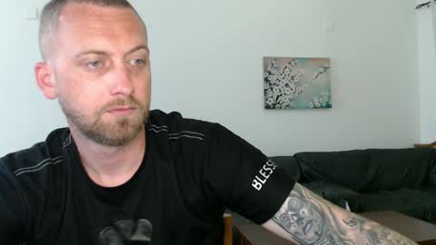 Tony online show from April 10, 12:28 am