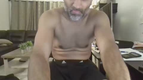 darryl43321 online show from December 16, 11:34 pm