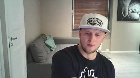 Snapshot of dartanjanas chatting on September 24, 5:33 pm Dario online show from September 24, 5:33 pm
