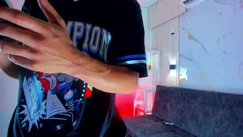 darwin_ggh online show from February 1, 9:41 am