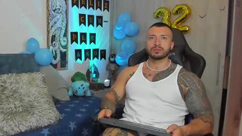 DAVE MAX online show from February 25, 3:38 pm