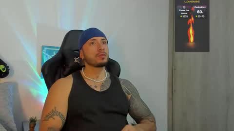 DAVE MAX online show from October 22, 2:04 am