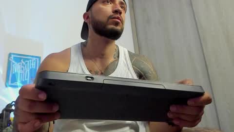 DAVE MAX online show from October 5, 7:40 pm