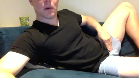 Snapshot of daveb709709709 chatting on September 27, 2:09 am daveb709709709 online show from September 27, 2:09 am
