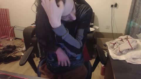 dave online show from February 22, 10:00 pm