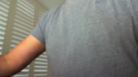 davesu12345 online show from October 20, 6:28 am