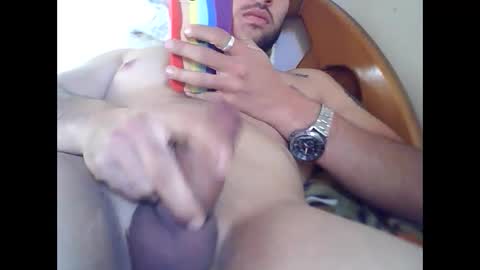 Snapshot of david23vergota chatting on September 13, 9:38 pm david23vergota online show from September 13, 9:38 pm