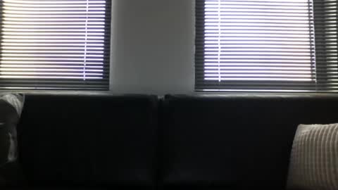 Snapshot of david_1987_cs chatting on January 9, 9:37 am Skinny Big online show from January 9, 9:37 am