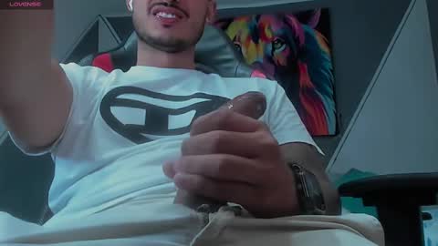 Snapshot of david__ox chatting on September 13, 10:44 pm david__ox online show from September 13, 10:44 pm