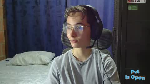 ProgrammerBoy online show from June 29, 7:14 pm