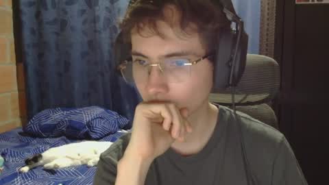 ProgrammerBoy online show from May 18, 1:24 am