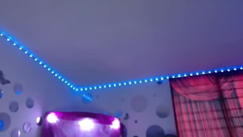 David Fox online show from December 3, 8:04 pm