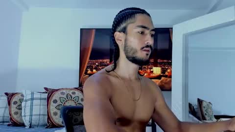 Hey im David that loves to explore and speak their fantasies. Very open talktative and nice. Feel free to chat with me online show from February 17, 10:58 am