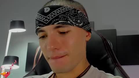 David Jons online show from December 6, 2:24 am