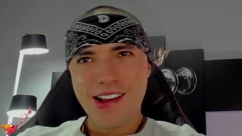 David Jons online show from December 5, 2:31 am