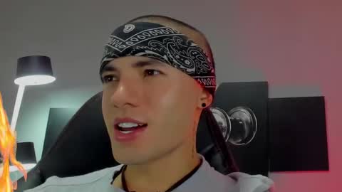 David Jons online show from February 2, 8:41 pm