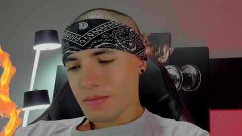 David Jons online show from January 20, 1:07 am