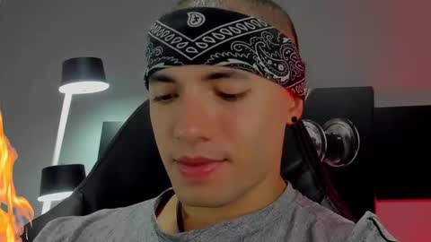 David Jons online show from January 22, 2:04 am