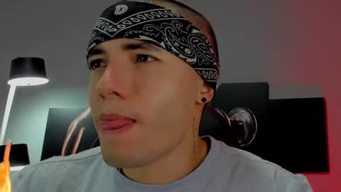 David Jons online show from February 13, 1:19 am