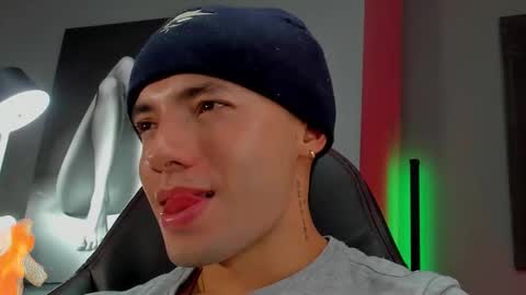 David Jons online show from September 27, 6:06 pm