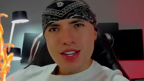 David Jons online show from January 6, 1:53 am