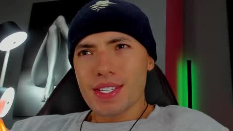 David Jons online show from October 2, 12:09 pm