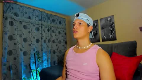 David Neill online show from December 16, 9:00 pm