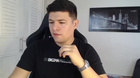Snapshot of david_smit_ chatting on December 9, 8:29 pm david smit online show from December 9, 8:29 pm