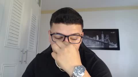 Snapshot of david_smit_ chatting on February 15, 6:44 pm david smit online show from February 15, 6:44 pm