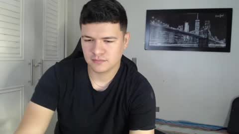 Snapshot of david_smit_ chatting on December 6, 2:49 pm david smit online show from December 6, 2:49 pm