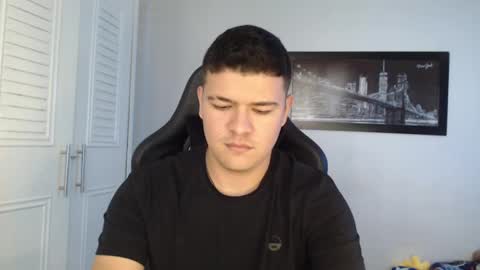 Snapshot of david_smit_ chatting on January 3, 9:05 pm david smit online show from January 3, 9:05 pm