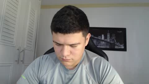 Snapshot of david_smit_ chatting on February 14, 4:09 pm david smit online show from February 14, 4:09 pm