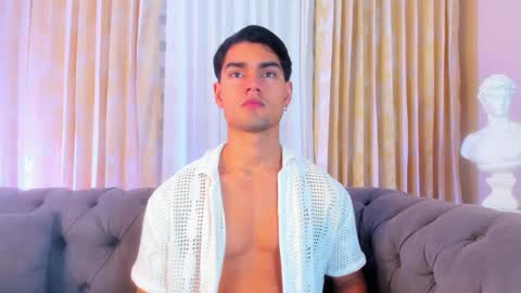 Snapshot of davidaponte017 chatting on January 8, 3:07 pm davidaponte online show from January 8, 3:07 pm