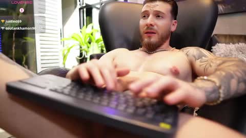 David Blakee online show from April 10, 6:20 am